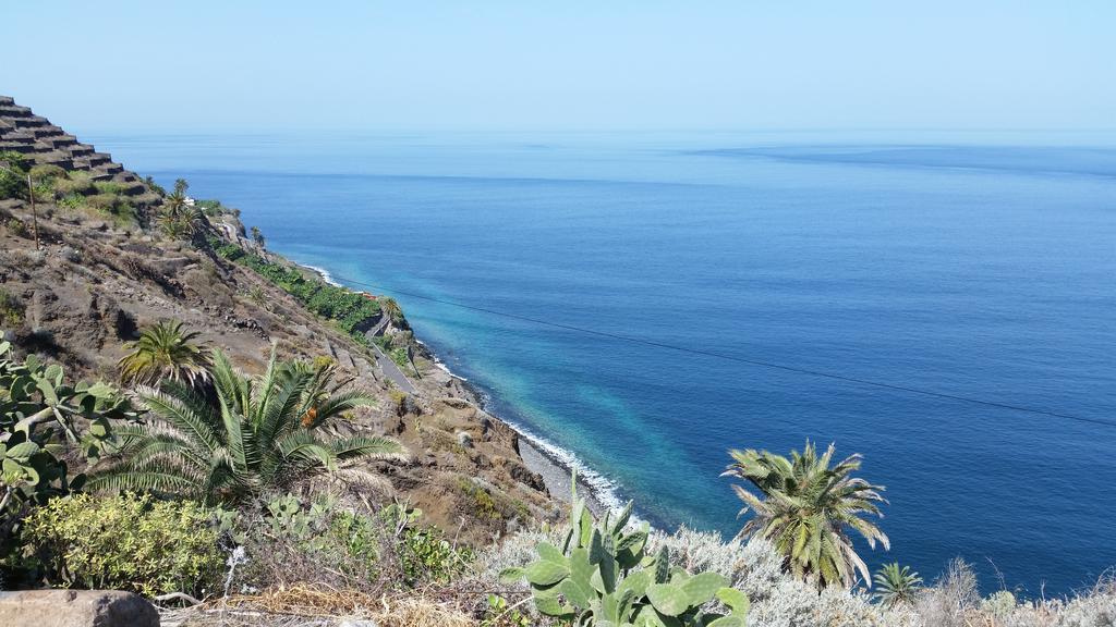 Viviendas Vacacionales Jardin La Punta Hermigua Exterior photo